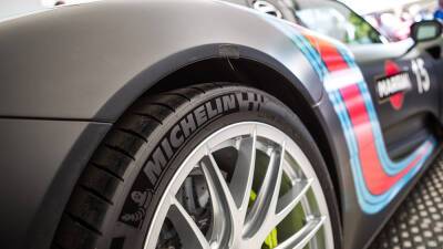Компания Michelin приостанавливает производство шин в РФ