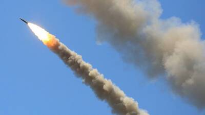 СМИ: КНДР осуществила запуск предположительно баллистической ракеты