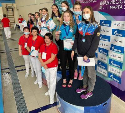 53 медали взяли сахалинские пловцы на дальневосточных соревнованиях