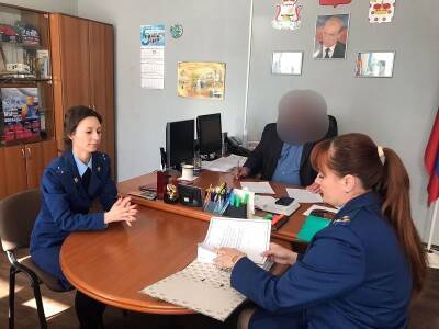 Прокуратура выявила факты халатности в работе главы района Смоленской области