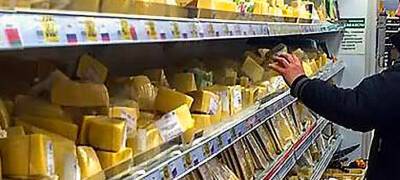 Житель Петрозаводска вынес из магазина в райцентре Карелии 18 упаковок сыра