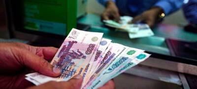 Жители Карелии отдают на выплаты по кредитам более 70% зарплаты - stolicaonego.ru - Россия - республика Карелия