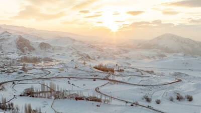 Погода в СНГ: на Армению обрушились рекордные снегопады, в Таджикистане из-за ливней сходят сели и лавины