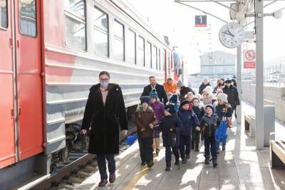 Сотрудники ЗабЖД провели «Экскурсию безопасности» для школьников