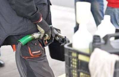 Госрегулирование цен на бензин предлагают ввести в России