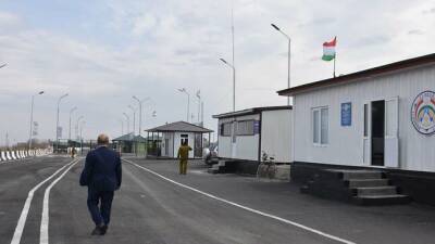 "Не требуют ни денег, ни теста". КПП на таджикско-узбекской границе заработали в обычном режиме