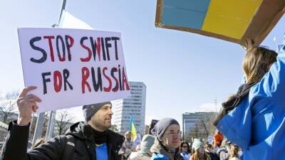 Швейцария присоединилась к санкциям Евросоюза против России