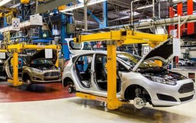 Из-за нехватки комплектующих из Украины BMW и Volkswagen останавливают заводы в Европе