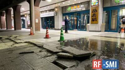 Последствия мощного землетрясения в Японии. Фото