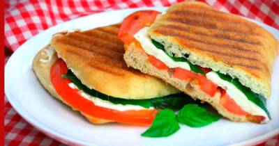 30 минут на кухне: рецепт сэндвичей с копченой моцареллой на гриле - profile.ru