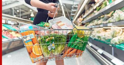 Власти региона РФ призвали жителей прекратить массово скупать все продукты