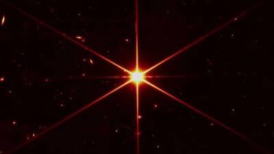 Телескоп «Джеймс Уэбб» прислал первое четкое изображение звезды
