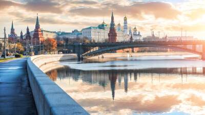 Чистое небо и великолепная видимость: жителям Москвы пообещали солнечную погоду в четверг