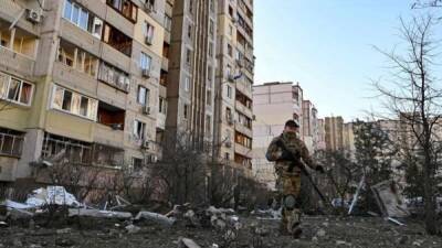 Война в Украине, день 22-й: новые гуманитарные коридоры, поиски активов российской элиты