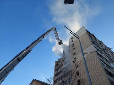 В результате обстрела Киева этой ночью произошел обвал жилого дома (ФОТО)