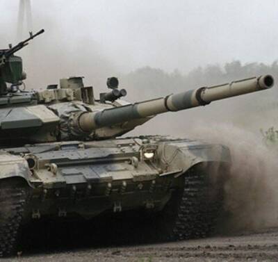 Украинские защитники отобрали у оккупантов танк и передали его ВСУ