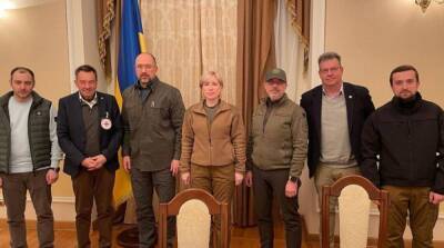 Президент МККК пообещал усилить работу гуманитарных коридоров в Украине