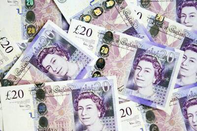 Курс фунта стерлингов снижается до 1,31 доллара за фунт на итогах заседания Банка Англии