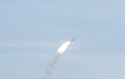 По аэропорту Львова враг выпустил шесть ракет из Черного моря