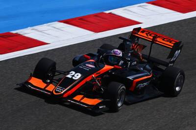Александр Смоляр - Артур Леклер - Формула 3: Колапинто выиграл квалификацию в Бахрейне - f1news.ru - Бахрейн