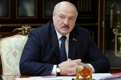 Лукашенко заявил, что не планирует размещать на территории Беларуси ядерное оружие