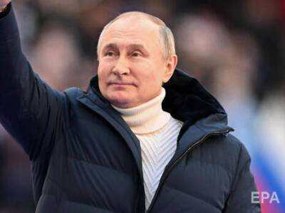 "Надел на себя трешку", "Патриотично". Путин появился в куртке за 1.5 млн руб. от зарубежного бренда, который ушел из РФ после нападения на Украину