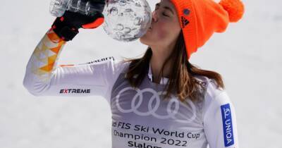 Горные лыжи. Итоги Кубка мира-2021/2022 в слаломе у женщин: Влхова стала лучшей в коронной дисциплине