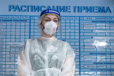 «Единая Россия» направила в Донбасс первый отряд депутатов-врачей