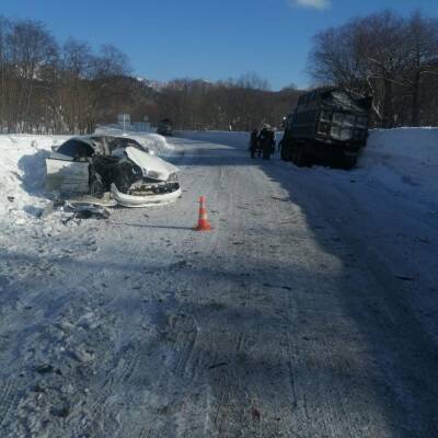 Mark Ii II (Ii) - На Сахалине пассажир легковушки пострадал после столкновения с грузовиком - sakhalin.info