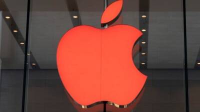 Apple прекратит продажи и ограничит свои сервисы в России