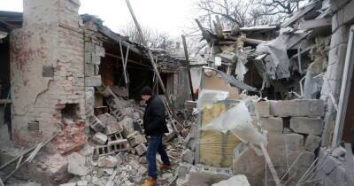 В ДНР заявили о гибели 4 мирных жителей из-за обстрелов, ранены 30