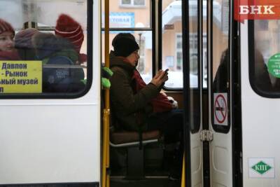 Перевозчики Сыктывкара и Ухты предупредили пассажиров автобусов о проблемах с оплатой проезда