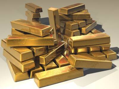 Минфин РФ призвал россиян вкладываться в золото