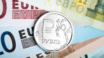 Курс евро в ходе торгов превысил 122 рубля