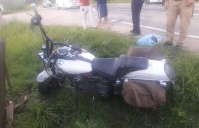 Водитель мопеда, который врезался в Harley и покалечил его пассажира, осужден в Тверской области