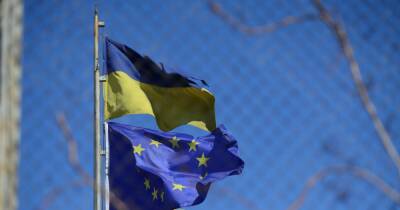 Во Франции развеяли иллюзии о "немедленном" вступлении Украины в ЕС