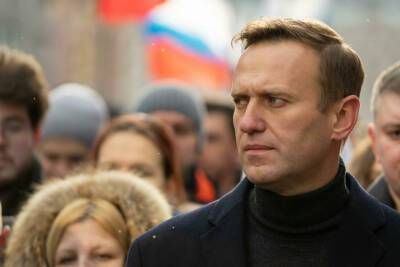 Навальный из тюрьмы призвал россиян выходить на улицы
