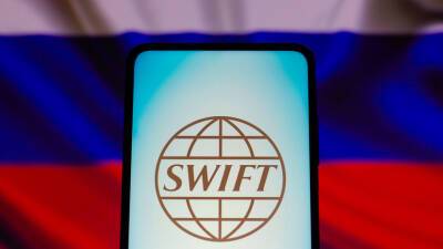 Экономист Масленников прокомментировал отключение семи российских банков от SWIFT