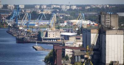Линкайтс призывает предпринимателей четко заявить, что суда, имеющие отношение к России, нежелательны в латвийских портах