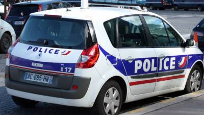 СМИ: Несколько студентов ранены при нападении на университет во Франции мужчины с ножом
