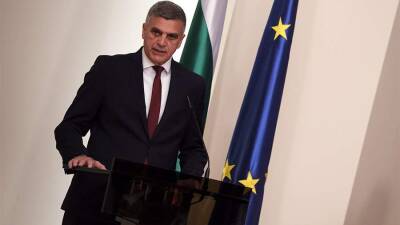 Главу минобороны Болгарии отправили в отставку за поддержку спецоперации РФ