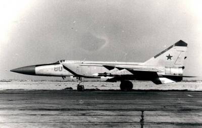 Как один советский самолёт предотвратил ядерный удар Израиля в 1973 году - Русская семерка