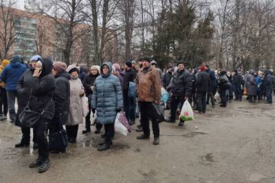Минобороны: жители Киева, Мариуполя и Харькова могут уехать по гумкоридорам