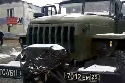 Не армия, а стадо без чести и достоинства: ВСУ показали захват 18 танкистов РФ с офицерами - жадно ели наш хлеб