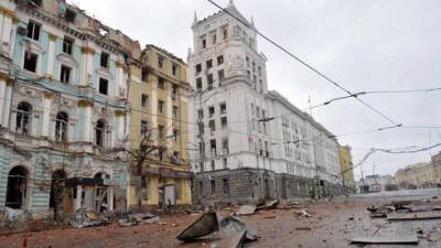 Тяжелые бои в городах, число жертв растет: итоги седьмого дня войны в Украине