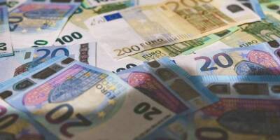 ЕС запретил поставлять и продавать в РФ банкноты евро