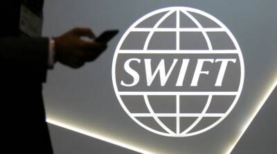 Три белорусских банка отключили от SWIFT