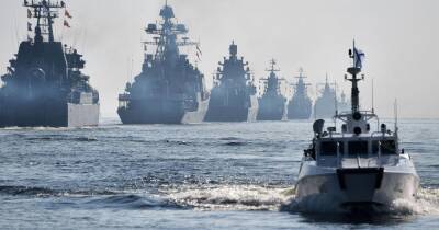 Корабли РФ появились в Черном море с закрашенными названиями и бортовыми номерами