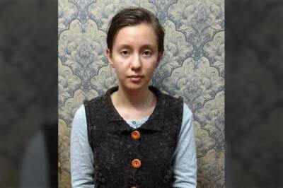 Девушка с болезнью костного мозга просит власти Туркменистана позволить ей выехать на лечение