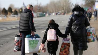 Премьер-министр Украины рассказал о программе помощи переселенцам
